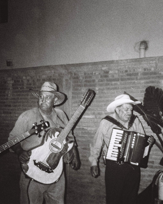 Los Dos Amigos